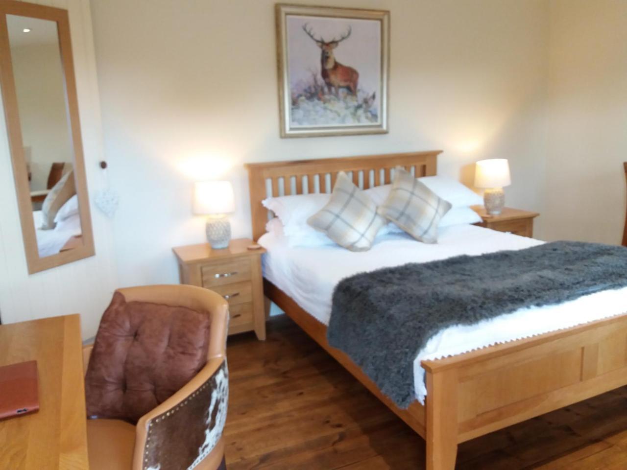 ソリフル The Stables - Deer Park Farm Bed & Breakfast エクステリア 写真